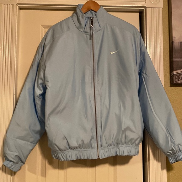 Nike Jacket - Picture 2 of 7